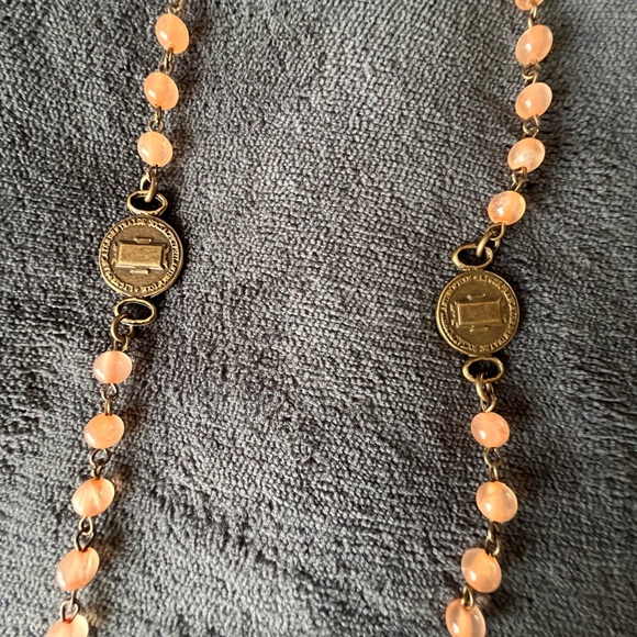 MELANIA CLARA “Lucy” Necklace - Picture 3 of 8